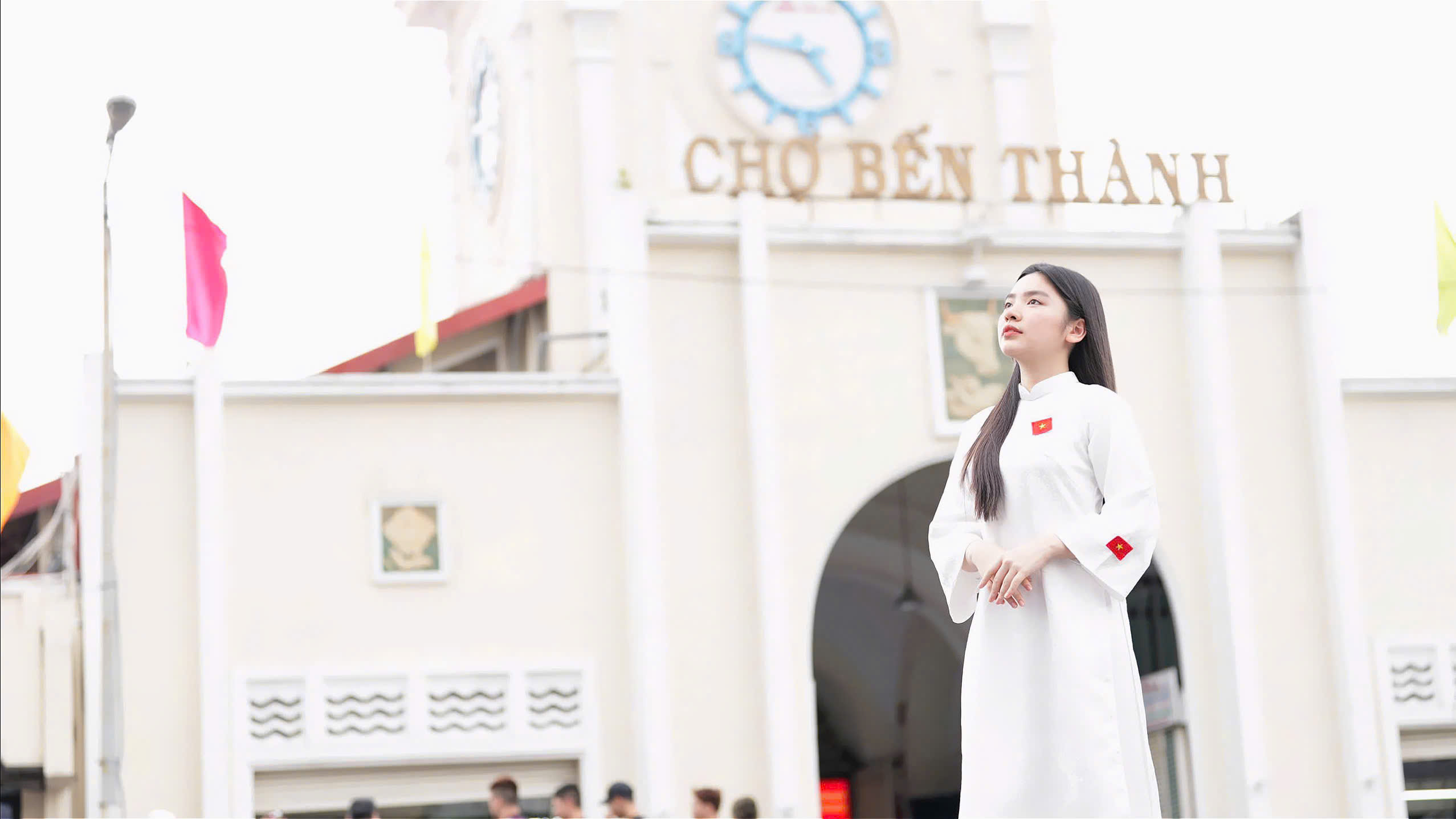 ENИI - Áo dài chợ Bến Thành